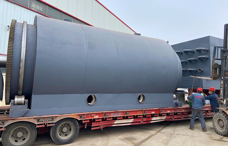 廢塑料煉油設備發(fā)貨實拍