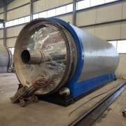 九江輪胎煉油設(shè)備現(xiàn)場情況以及注意事項(xiàng)